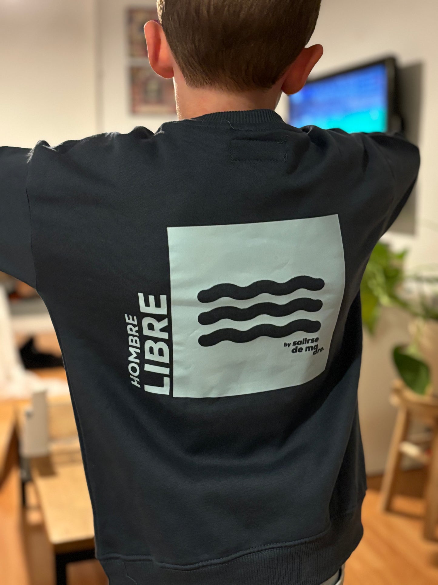 SUDADERA KIDS "HOMBRE LIBRE"